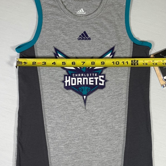 CHARLOTTE HORNETS SHIRT KIDS MEDIUM 5/6 NBA ADIDAS GRAY - Picture 6 of 8